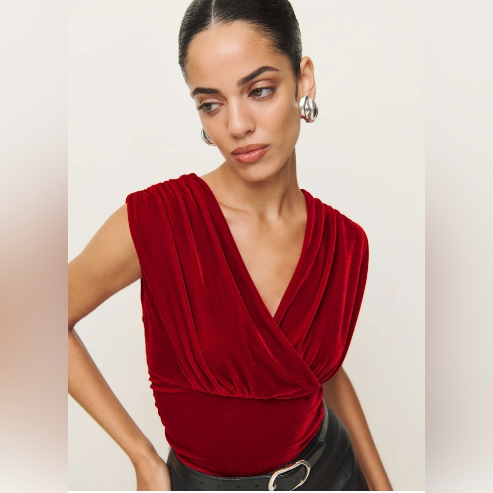 Reformation Amelia Knit Top Red - Size M